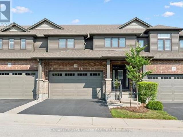 Townhouse for sale in Guelph, Ontario