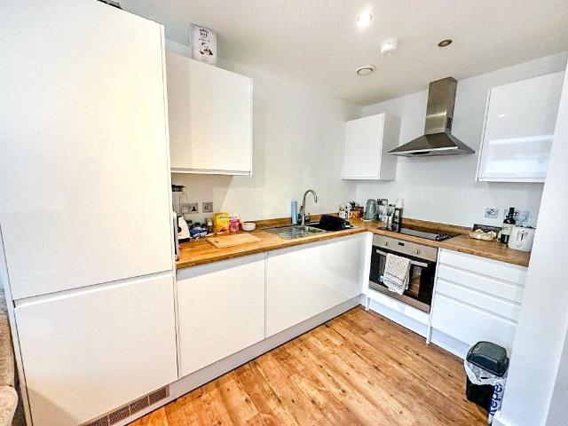 Apartment for rent in Ashton upon Mersey, Trafford Park