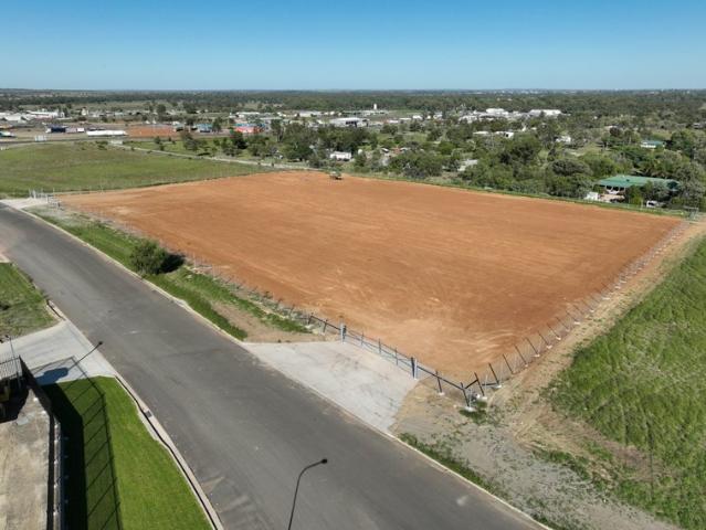 Warehouse for rent in Roma, Queensland