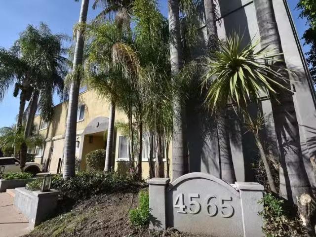 Condo for rent in North Hollywood, Sherman Oaks Neighborhood Council District