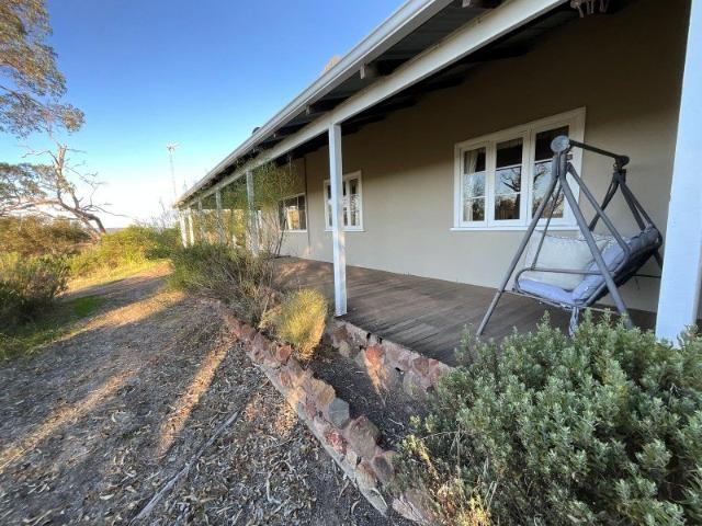 Cottage for sale in Boddington, Western Australia