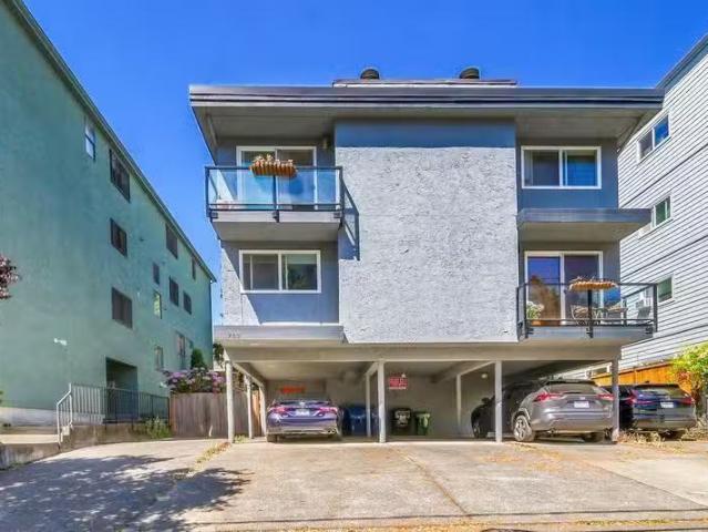 Condo for rent in Seattle