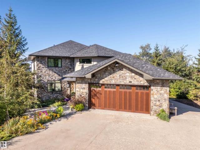 House for sale in Alberta