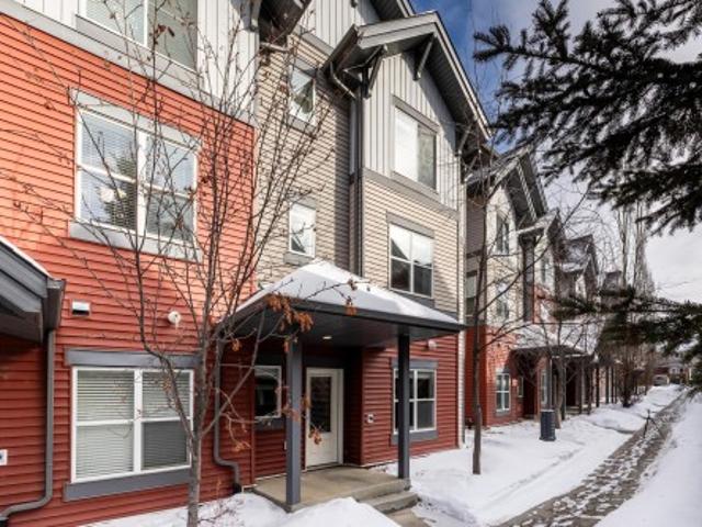 Townhouse for sale in Wedgewood, Alberta