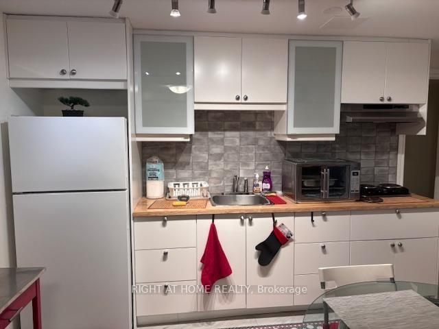 Condo for rent in Woburn, Ontario