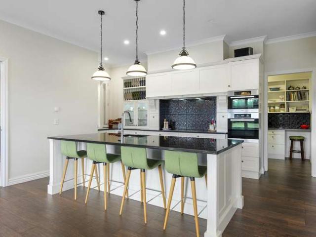 Property for sale in Lincoln, Canterbury
