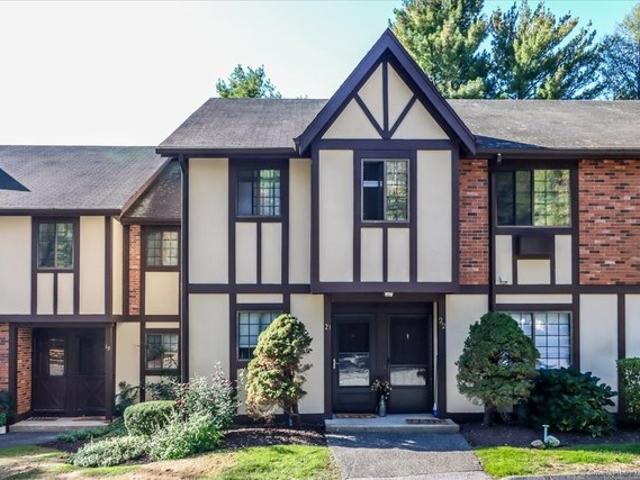 Condo for sale in Brookfield, Connecticut