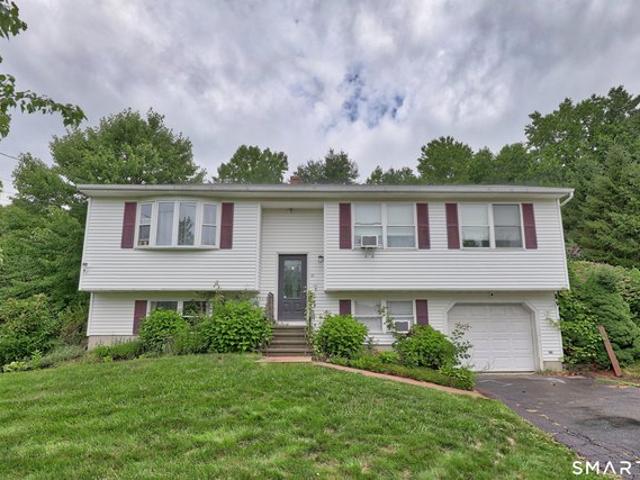 House for sale in Naugatuck, Connecticut