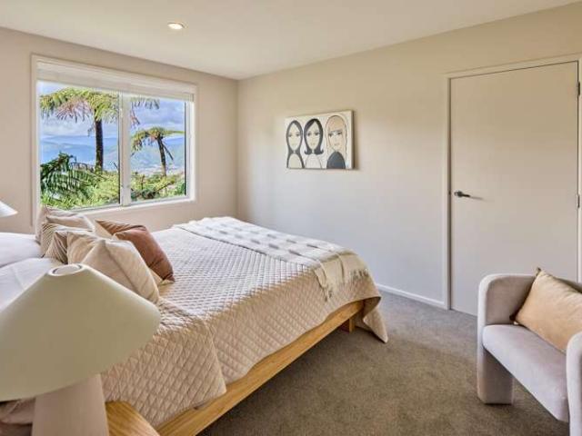 House for sale in Days Bay, Wellington