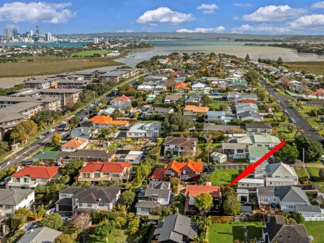 House for sale in Devonport