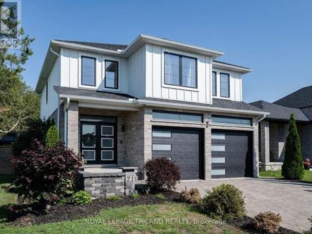 House for sale in Strathroy-caradoc, Ontario