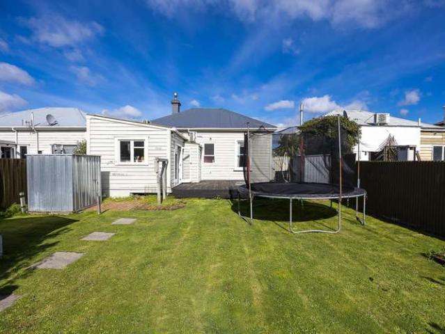 House for sale in Otakou