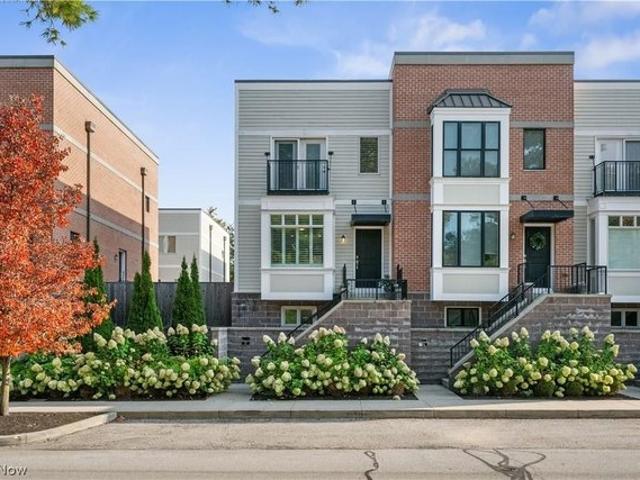 Condo for sale in Summit, Ohio