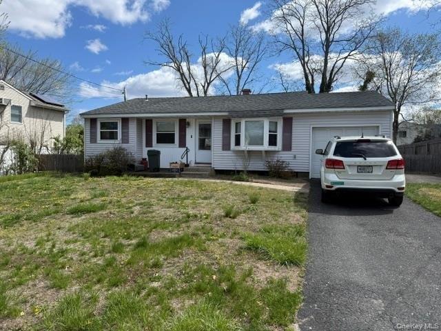 House for sale in Centereach, New York