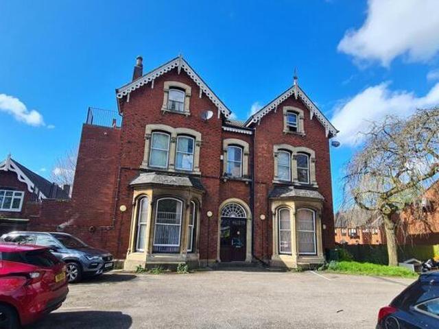 House for sale in Doncaster, South Yorkshire