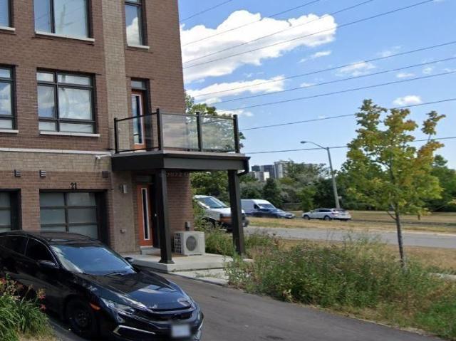 Townhouse for sale in Woburn, Ontario