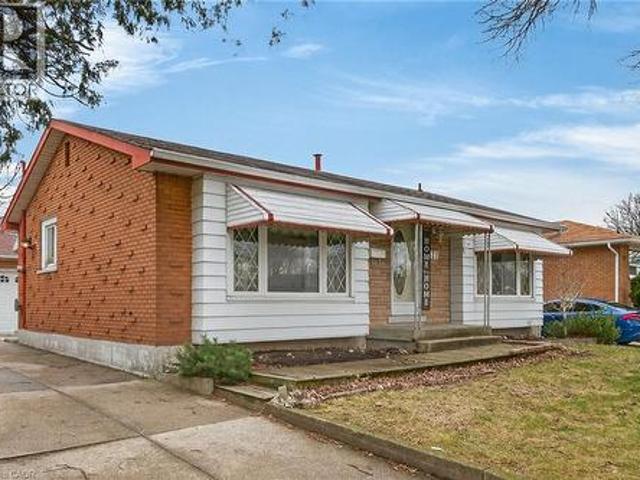 House for sale in Ancaster, Ontario