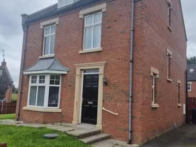 House to rent in Corry, Connacht