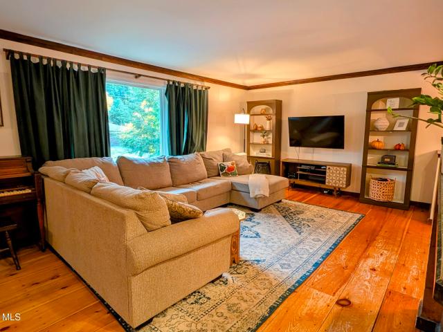 House for sale in Franklyn Manor, Town of Queensbury