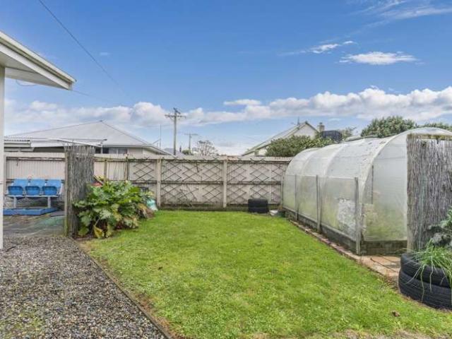 Townhouse for sale in Otakou