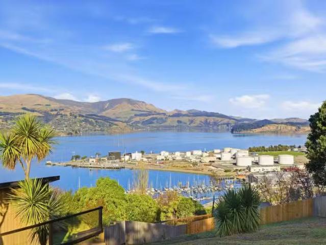 House for sale in Little Akaloa, Canterbury