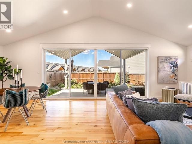 House for sale in Chatham–kent, Ontario