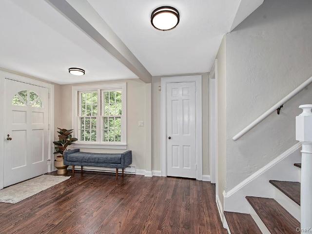 House for sale in Millwood, New York