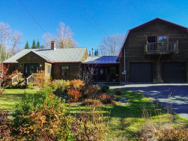 House for sale in Pleasant Ridge, Oakland County