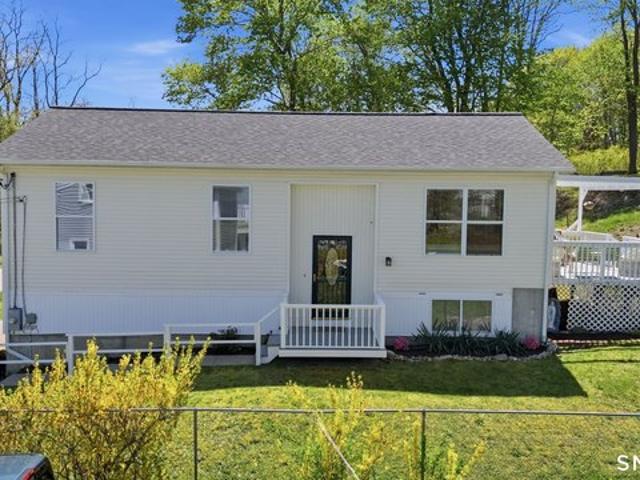 House for sale in Stonington, Connecticut