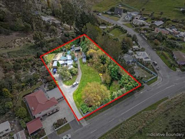 House for sale in Otakou
