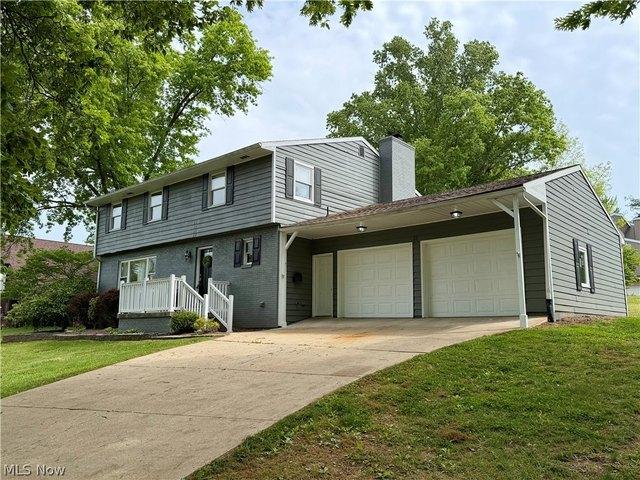 House for sale in Belpre, Ohio
