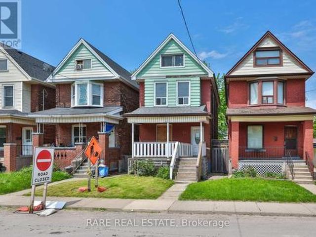 House for sale in Ancaster, Ontario
