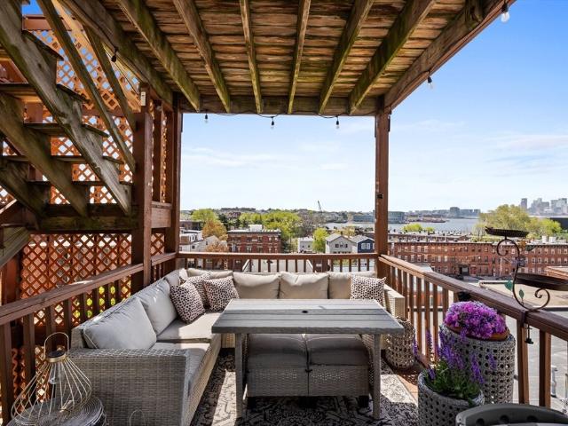 Condo for sale in Chelsea