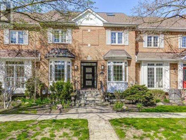 House for sale in Oakville, Ontario