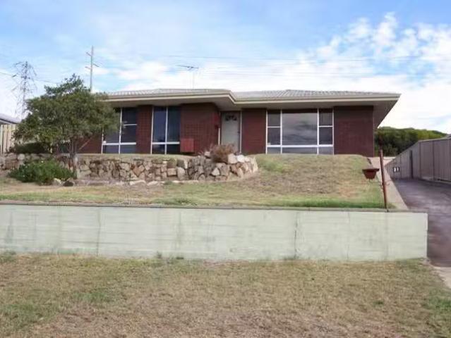 House for rent in Hamilton Hill, Western Australia