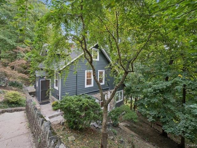 House for sale in Mount Hope, Village of Hastings-on-Hudson