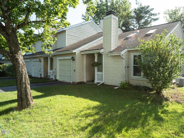 Townhouse for sale in Saratoga, New York