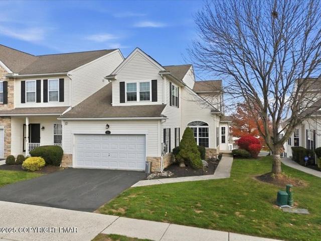 Townhouse for sale in Easton, Pennsylvania