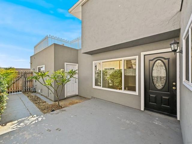 Townhouse for sale in Chula Vista, California