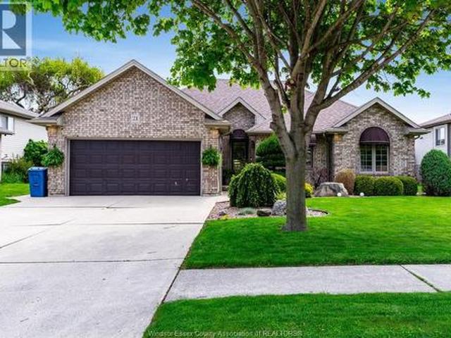 House for sale in Kingsville, Ontario