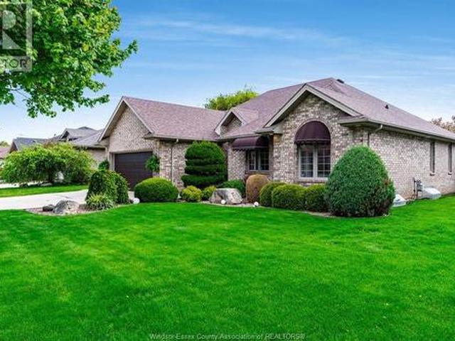 House for sale in Kingsville, Ontario