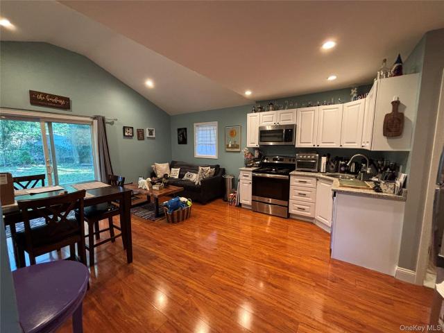 House for sale in Sound Beach, Town of Brookhaven