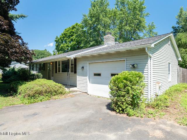 House for sale in Schodack Landing, New York