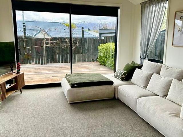 House for rent in Lake Hayes Estate, Queenstown-Lakes District