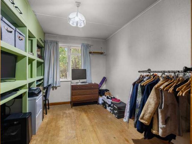 House for sale in Chaslands, Canterbury
