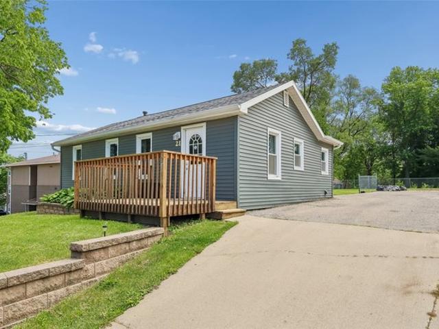 House for sale in Des Moines, Iowa