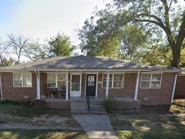 House for sale in Shawnee, Pottawatomie County