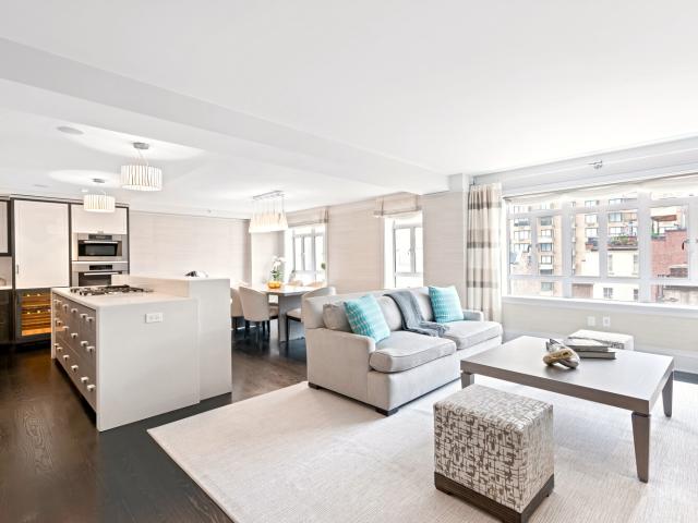 Condo for sale in Manhattan Community Board 8, New York