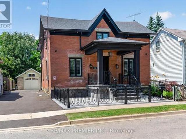 House for sale in Georgina, Ontario