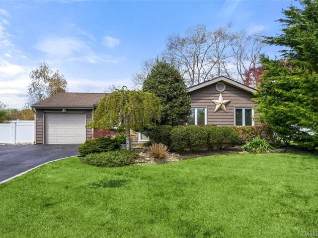 House for sale in Centereach, New York